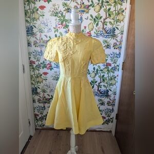 Antonio Melani Yellow Iris Linen Mock Neck Mini 3D Floral Dress
